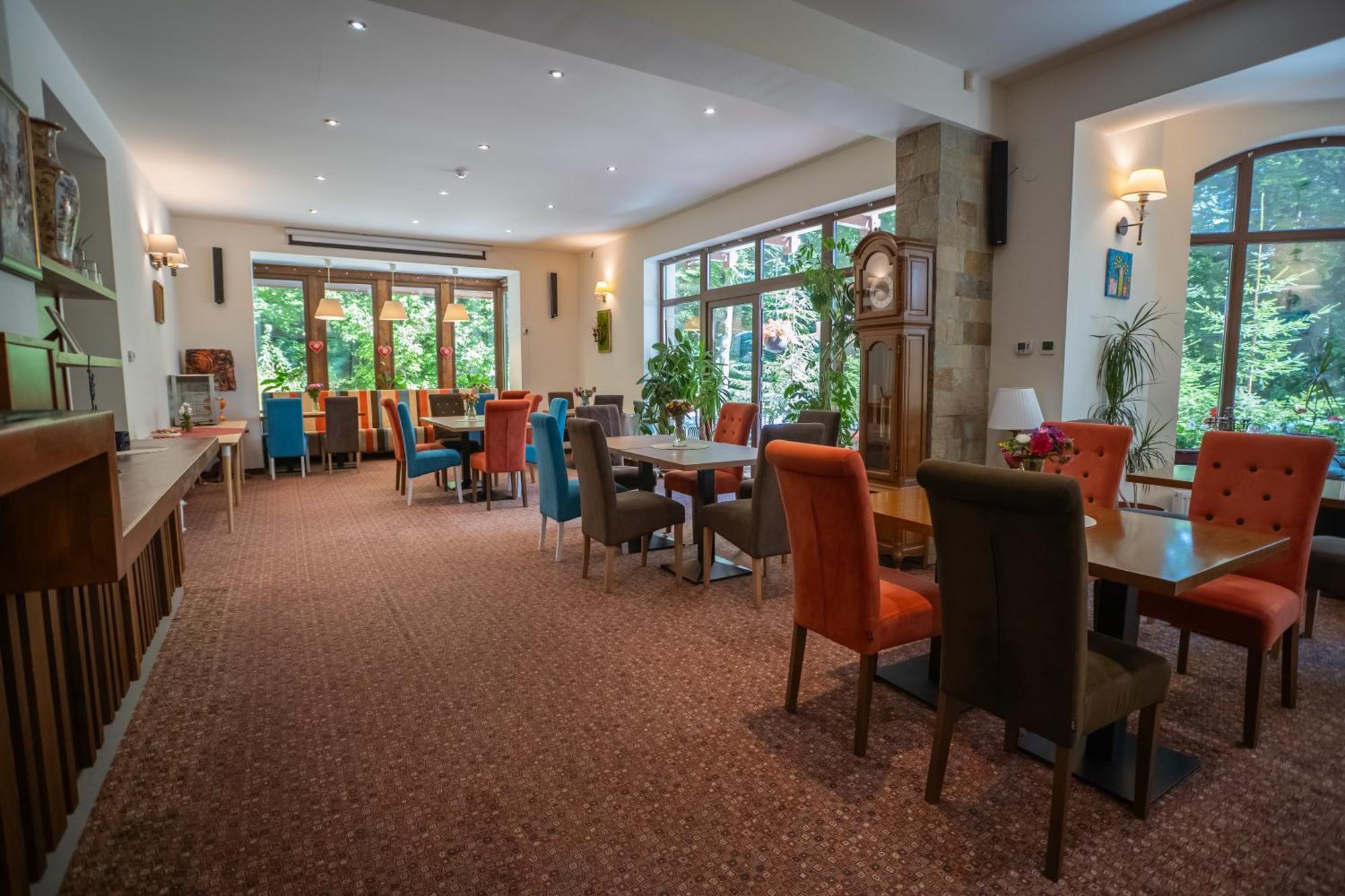 فيلا أوبوس سِنايا المظهر الخارجي الصورة The restaurant